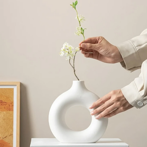 Elegant Donut Shape Ceramic Flower Vase